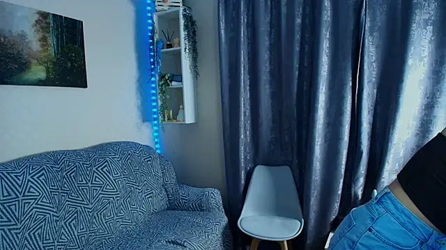 Erinn Sky online show from March 23, 6:23 pm