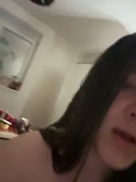 Snapshot of Doktorica_Sonjica chatting on April 2, 7:33 pm Doktorica Sonjica online show from April 2, 7:33 pm