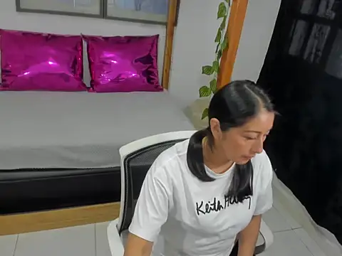 Julieta lust online show from February 10, 12:53 pm