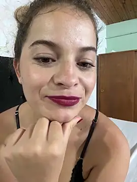 Snapshot of AriBeautiful chatting on March 20, 5:01 am AriBeautiful online show from March 20, 5:01 am