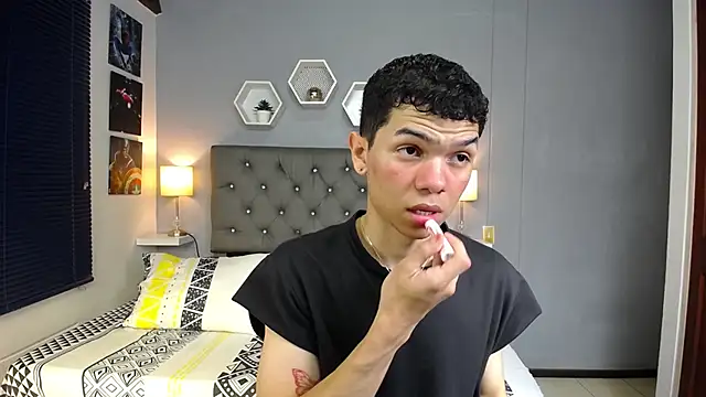 benjamine bitt online show from February 10, 9:19 pm