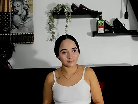  zara rosse online show from April 12, 9:09 pm