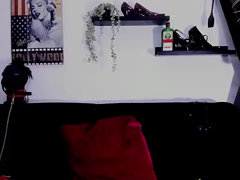  zara rosse online show from April 15, 9:16 am