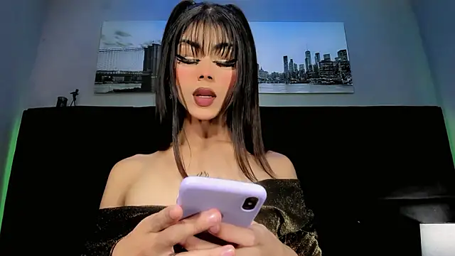 CuteMiaaa online show from March 21, 8:45 pm