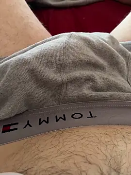 Snapshot of samlas6974 chatting on February 11, 11:04 am samlas6974 online show from February 11, 11:04 am