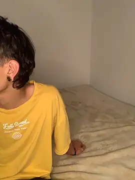 Damn  Love online show from February 25, 5:39 am