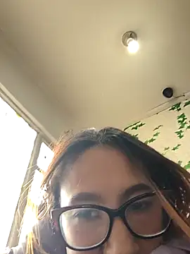 Snapshot of Sara_Love_1 chatting on April 29, 3:16 pm Sara Love 1 online show from April 29, 3:16 pm