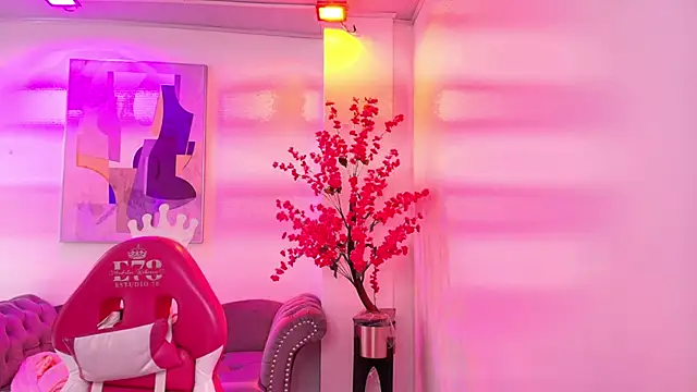 Snapshot of Chloe_dolly chatting on March 14, 11:37 am Chloe dolly online show from March 14, 11:37 am