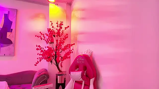 Snapshot of Chloe_dolly chatting on March 15, 11:05 am Chloe dolly online show from March 15, 11:05 am