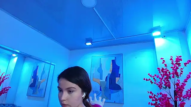 Snapshot of Chloe_dolly chatting on March 31, 11:10 am Chloe dolly online show from March 31, 11:10 am