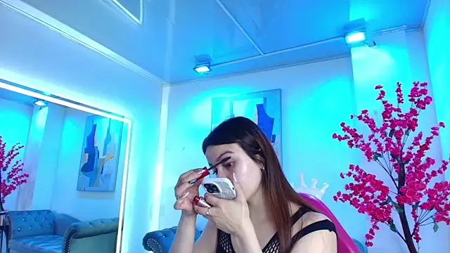 Chloe dolly online show from May 7, 11:37 am