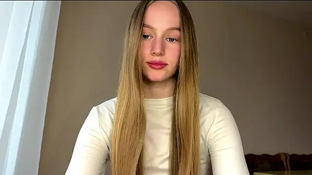 Snapshot of Viktoria_Vibes chatting on May 15, 3:30 pm Viktoria Vibes online show from May 15, 3:30 pm