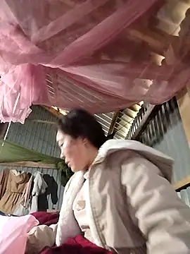 Yiyoongg online show from February 9, 1:09 am