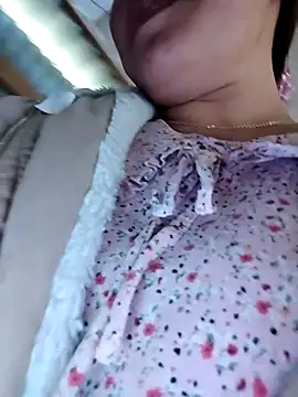 Yiyoongg online show from March 23, 4:49 am