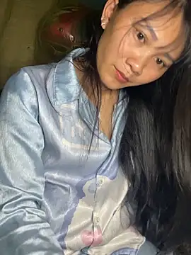 Lucky-baby077 online show from April 2, 5:10 pm