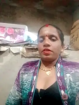 Snapshot of Anitarakkoli chatting on February 15, 4:58 pm Anitarakkoli online show from February 15, 4:58 pm