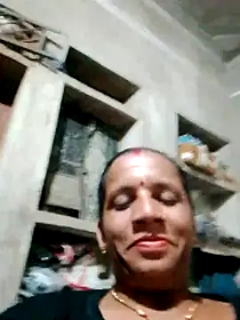 Snapshot of Anitarakkoli chatting on June 2, 5:15 pm Anitarakkoli online show from June 2, 5:15 pm