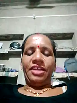 Snapshot of Anitarakkoli chatting on June 26, 4:55 pm Anitarakkoli online show from June 26, 4:55 pm