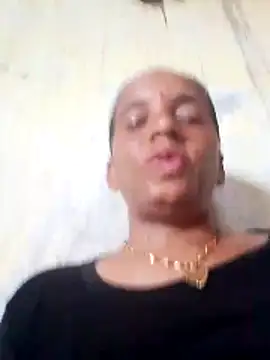 Snapshot of Anitarakkoli chatting on June 27, 5:34 am Anitarakkoli online show from June 27, 5:34 am