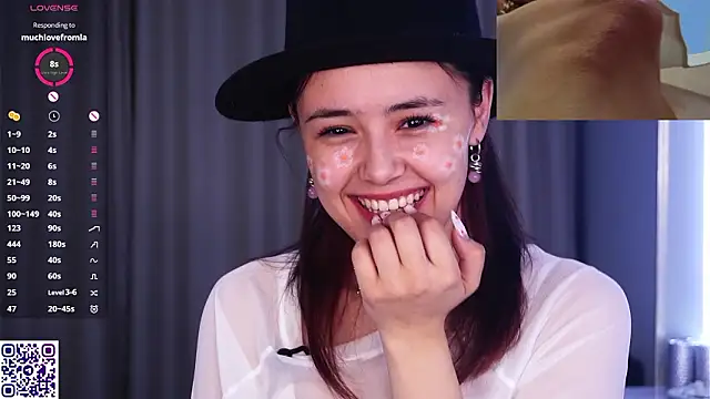 Snapshot of VerlieChahal chatting on March 6, 8:38 pm VerlieChahal online show from March 6, 8:38 pm