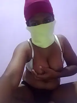 Snapshot of Malee_S chatting on February 21, 4:41 pm Malee S online show from February 21, 4:41 pm