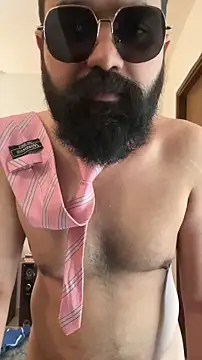 beerboy2222 online show from May 3, 9:26 am
