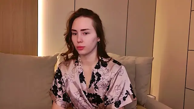 Snapshot of Arielle_Vade chatting on March 17, 5:22 am Arielle Vade online show from March 17, 5:22 am