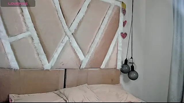 Alexaalove 1 online show from April 28, 5:07 pm