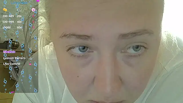 CurvyWild Lady30 online show from May 17, 10:44 am