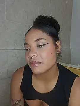 BrianaSweetxxx online show from May 14, 3:46 am