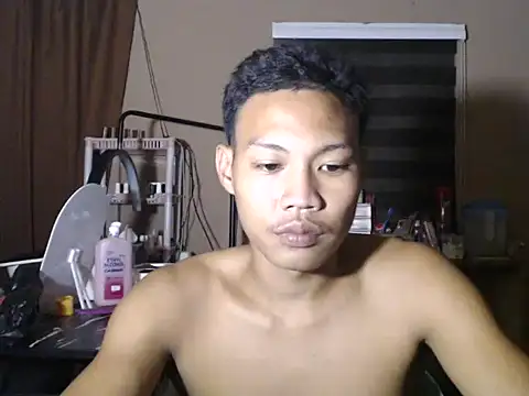 Snapshot of hotboy_6789 chatting on February 10, 1:26 pm hotboy 6789 online show from February 10, 1:26 pm