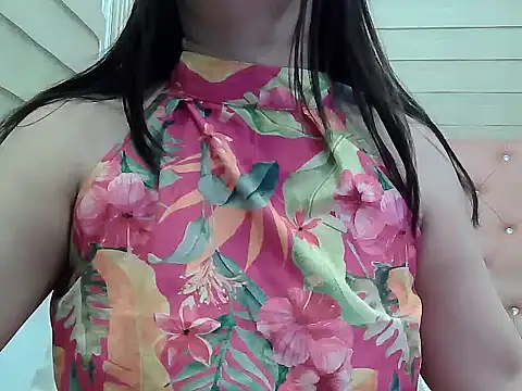 Snapshot of Sexybabe42 chatting on June 17, 7:59 pm Sexybabe42 online show from June 17, 7:59 pm
