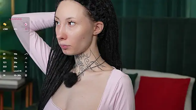 Snapshot of roxy_morrison_x chatting on March 30, 5:58 pm roxy morrison x online show from March 30, 5:58 pm