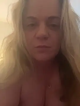 Piper Milf 36 online show from February 11, 1:38 pm