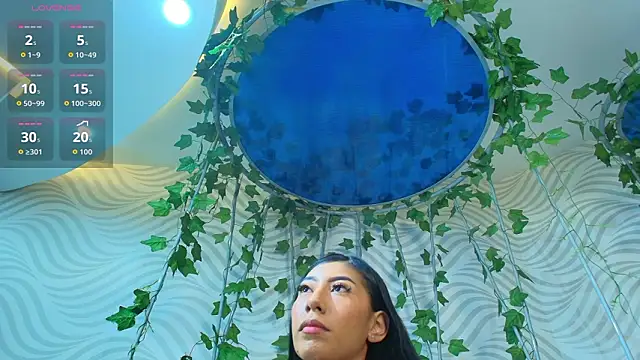 sophieBlair  online show from February 21, 7:15 pm