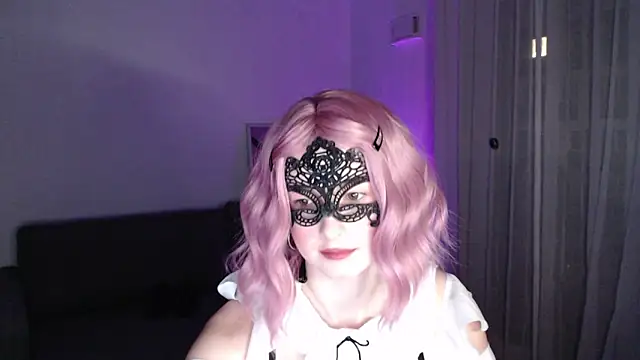 LunaXcherry online show from February 25, 5:22 pm