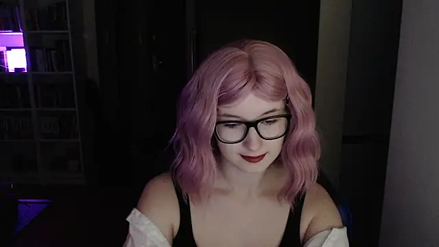 LunaXcherry online show from March 23, 5:39 pm