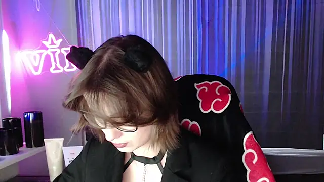 LunaXcherry online show from July 21, 4:42 pm
