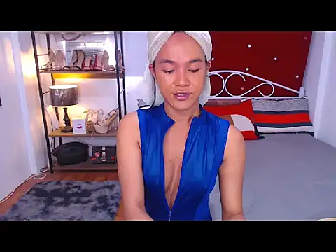 Snapshot of SeductiveAya chatting on February 26, 12:31 am SeductiveAya online show from February 26, 12:31 am