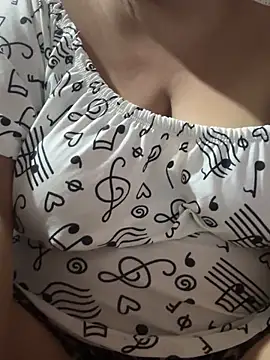 Snapshot of Samia-Love chatting on April 1, 3:18 am Samia-Love online show from April 1, 3:18 am