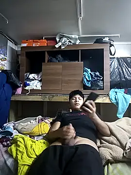 Snapshot of Fernando_Yoo chatting on March 25, 8:37 pm Fernando Yoo online show from March 25, 8:37 pm