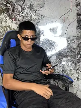 Snapshot of juan_lugo_hot chatting on February 9, 6:39 am juan lugo hot online show from February 9, 6:39 am