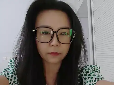 yunchui0101 online show from February 13, 6:31 am