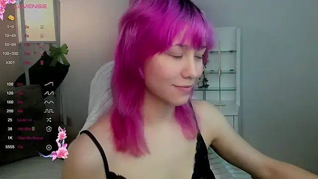 EmilyTrase online show from May 20, 1:12 am