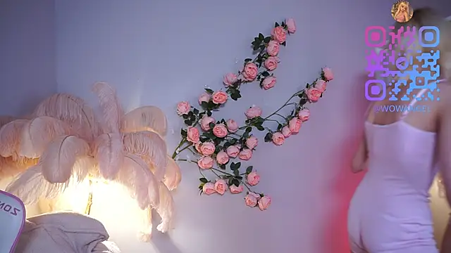 Snapshot of wow_angel chatting on May 30, 5:37 am wow angel online show from May 30, 5:37 am
