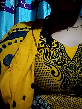 Snapshot of Rashmi-Riya chatting on February 10, 8:29 am Rashmi-Riya online show from February 10, 8:29 am