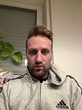 lovefuess online show from February 11, 5:34 am