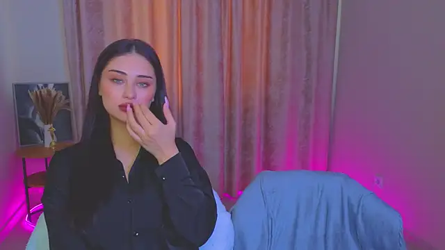 Sofia Plump online show from May 20, 12:11 pm
