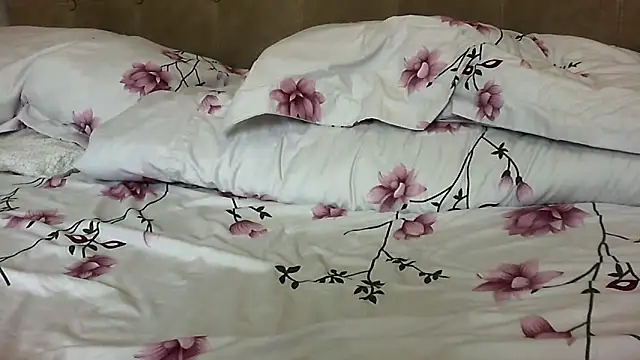 elyseblue online show from May 4, 3:41 pm
