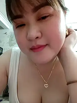 Snapshot of Kee-kimlee chatting on March 2, 3:41 am Kee-kimlee online show from March 2, 3:41 am